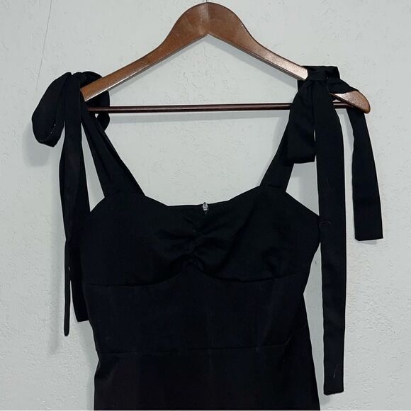 Classic Black Midi Dress - Picture 3 of 9